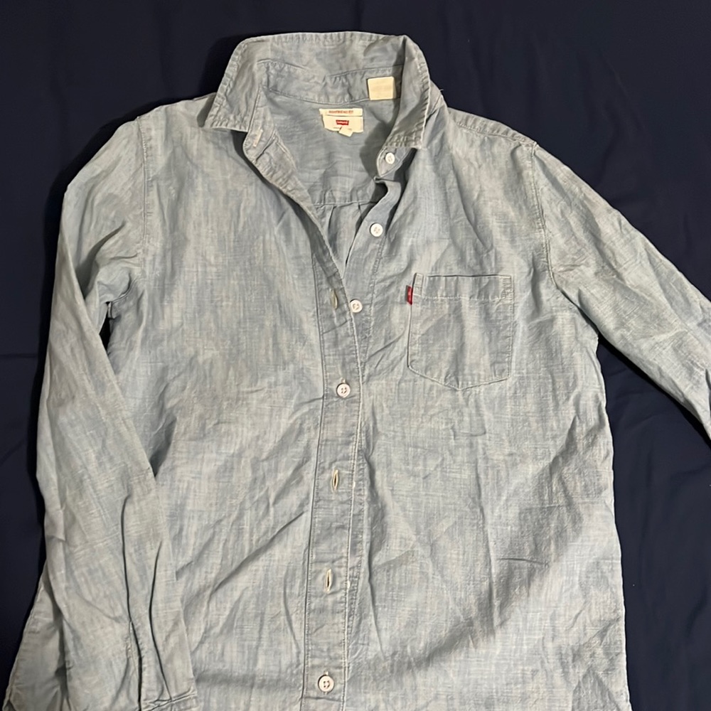 Levi’s Boyfriend fit classic button down